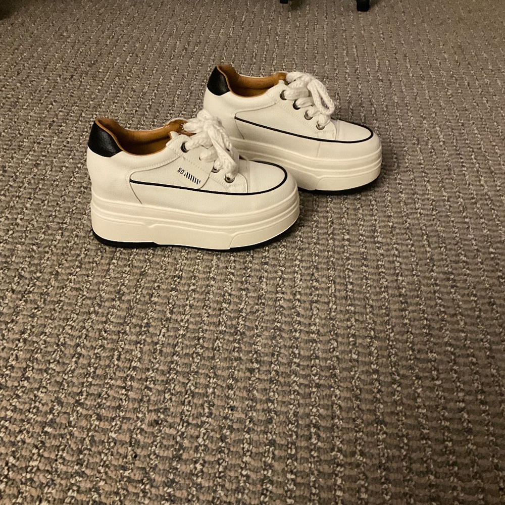Platform Lace-Up Sneakers in Cream with Black Accent